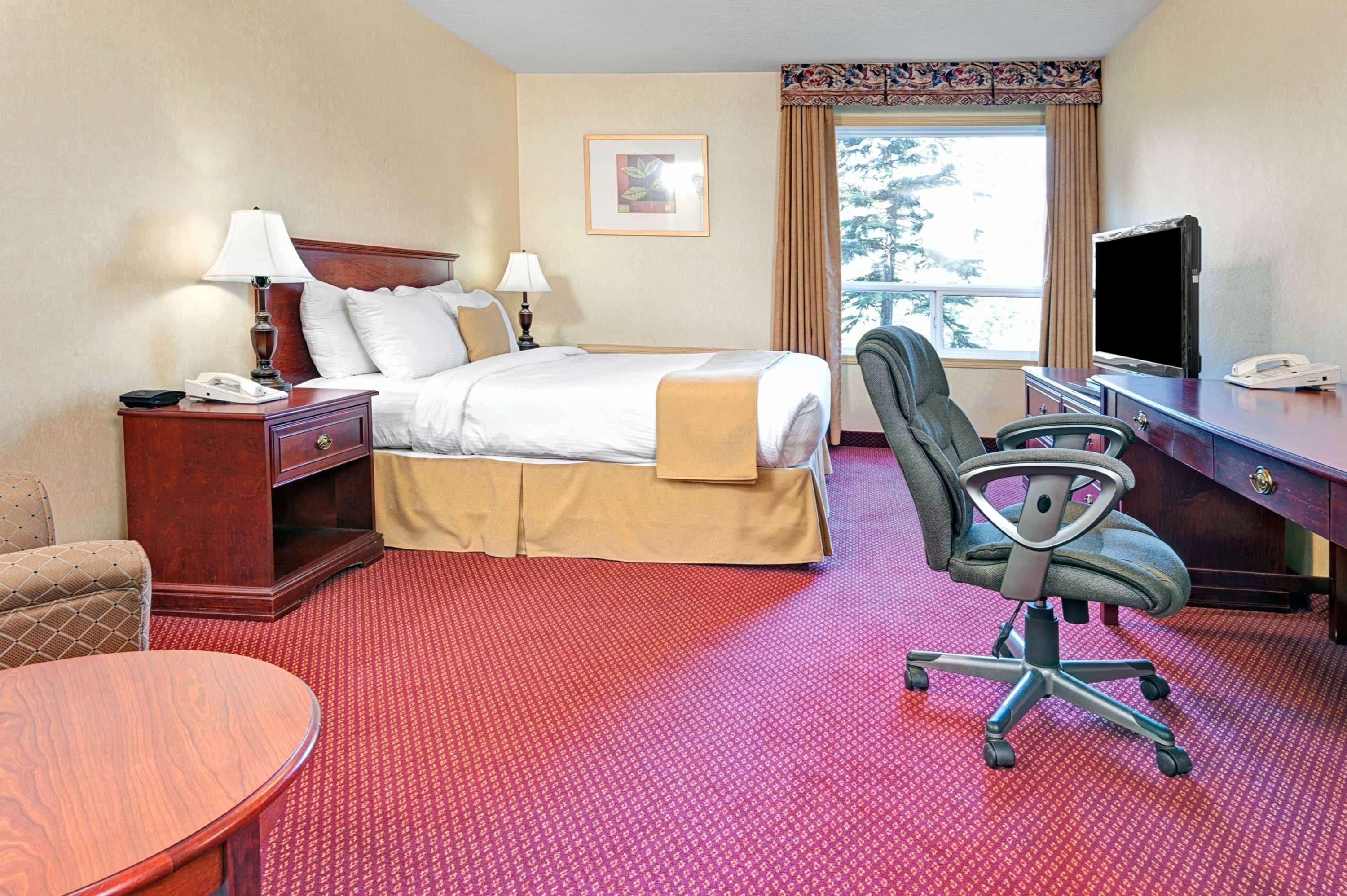 Quality Inn & Suites Edmonton International Airport Leduc Exteriör bild