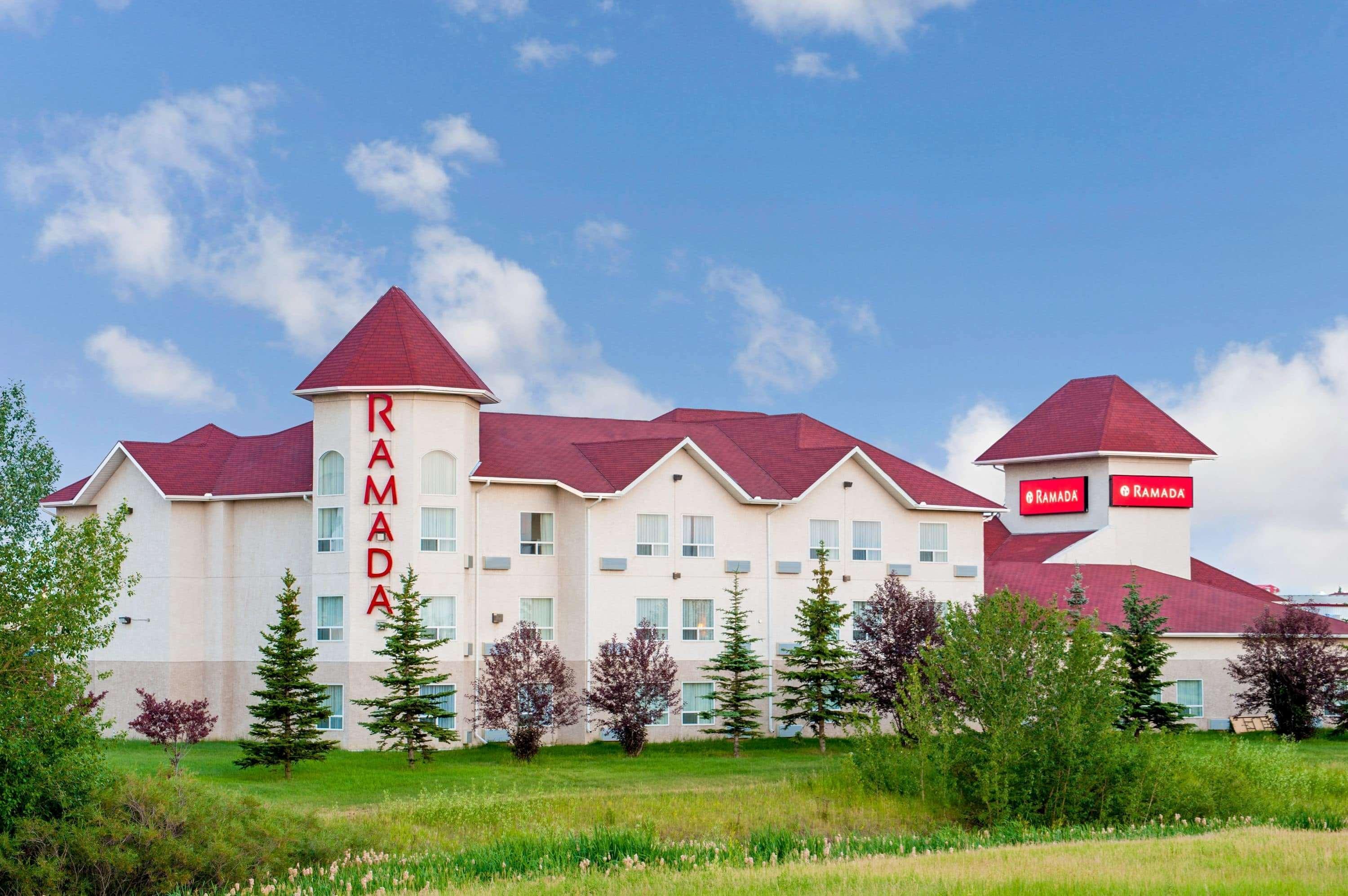 Quality Inn & Suites Edmonton International Airport Leduc Exteriör bild