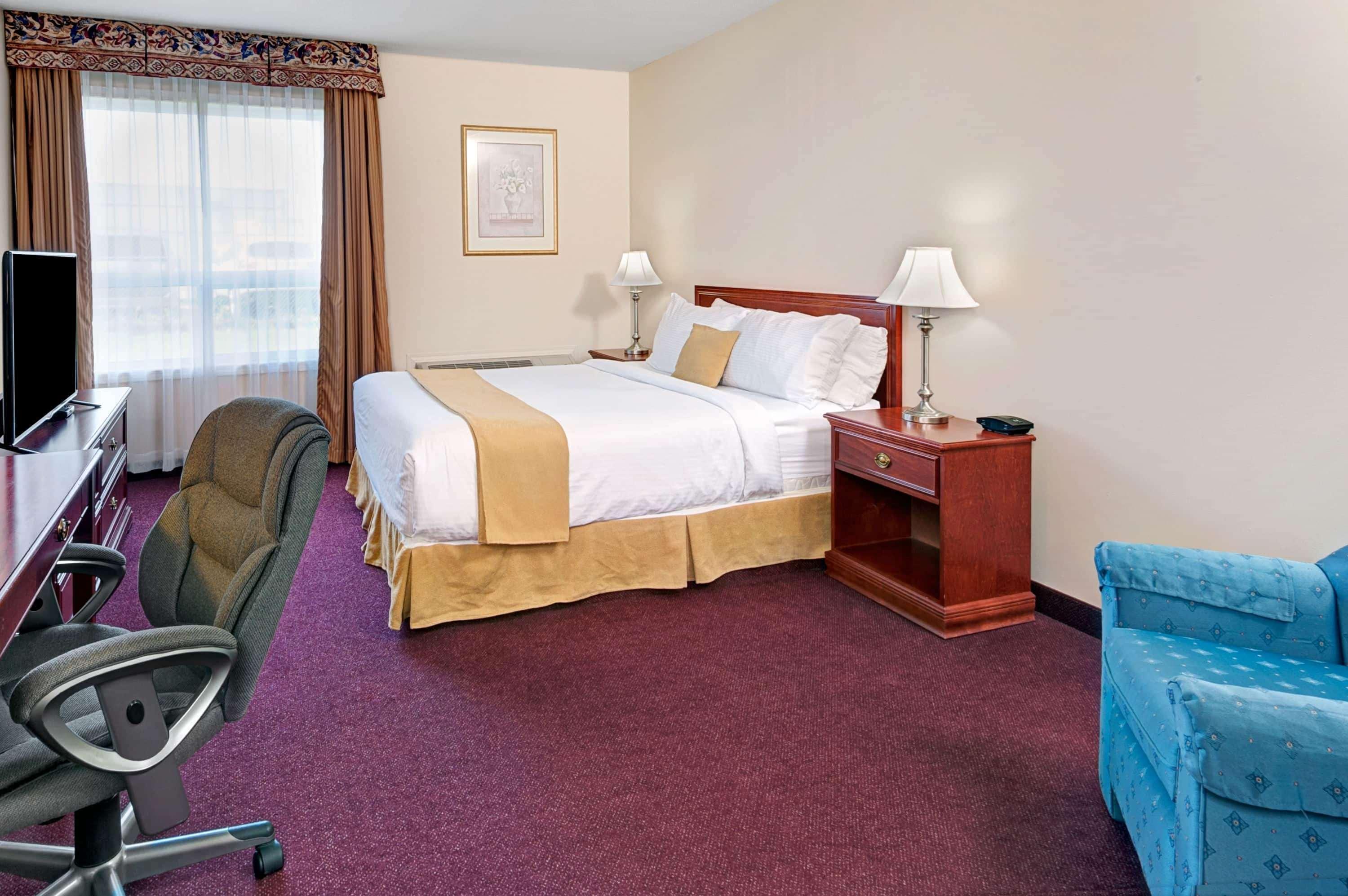 Quality Inn & Suites Edmonton International Airport Leduc Exteriör bild