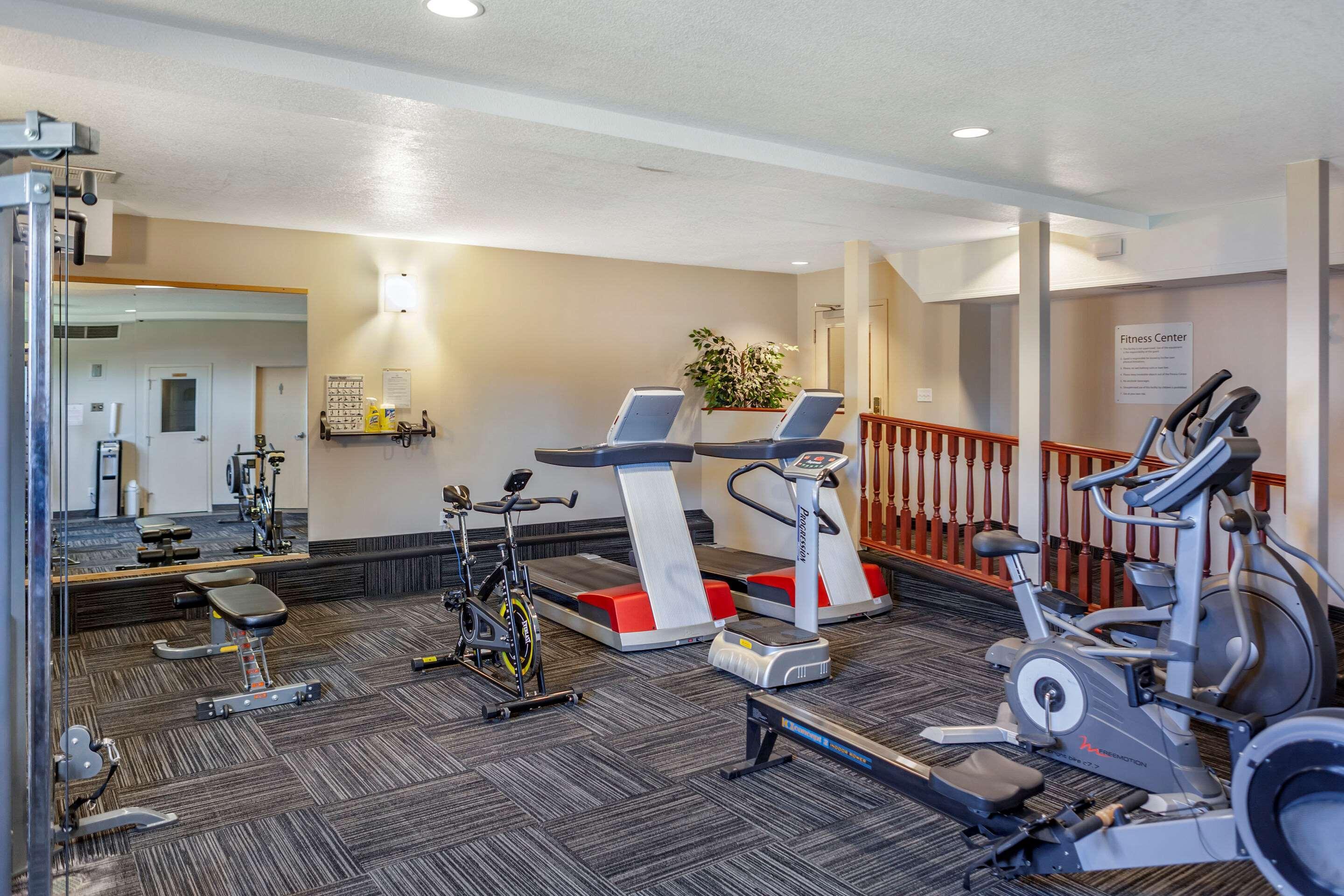 Quality Inn & Suites Edmonton International Airport Leduc Exteriör bild